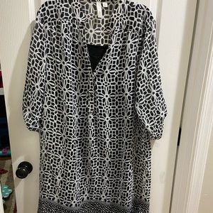Adorable women’s dress sheer black and white size XL